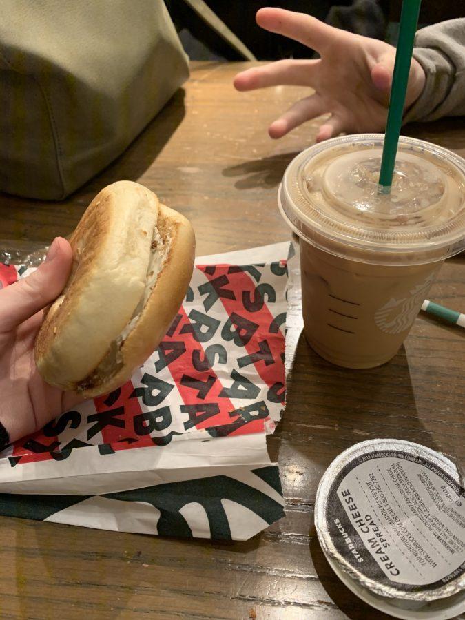 Starbucks+Vs.+Dunkin+Donuts