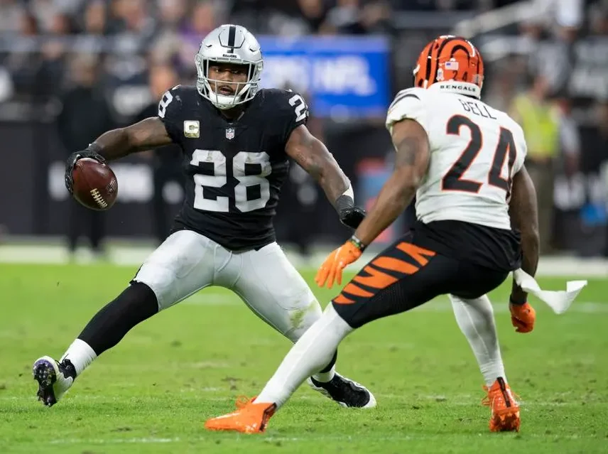 The Green Bay Packers signed the Las Vegas Raiders RB to a 4 year $48M deal this past offseason...
via FORBES